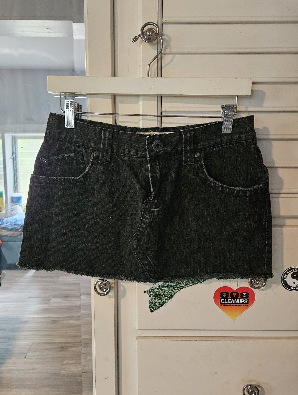 Y2K Style Black Denim Super Mini Skirt - Black